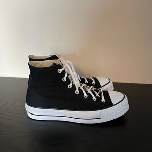 Platform Chuck Taylor’s ( Converse)